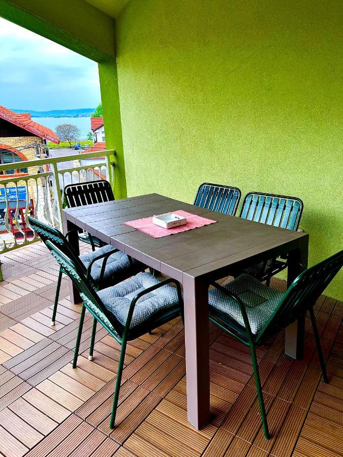 Apartmani Royal Residence Golubăţ Exterior foto