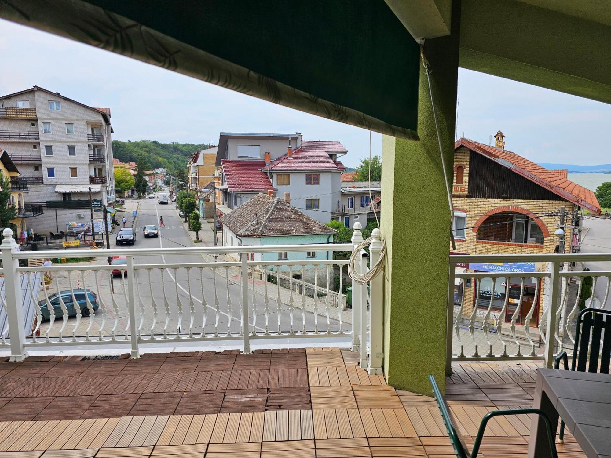 Apartmani Royal Residence Golubăţ Exterior foto