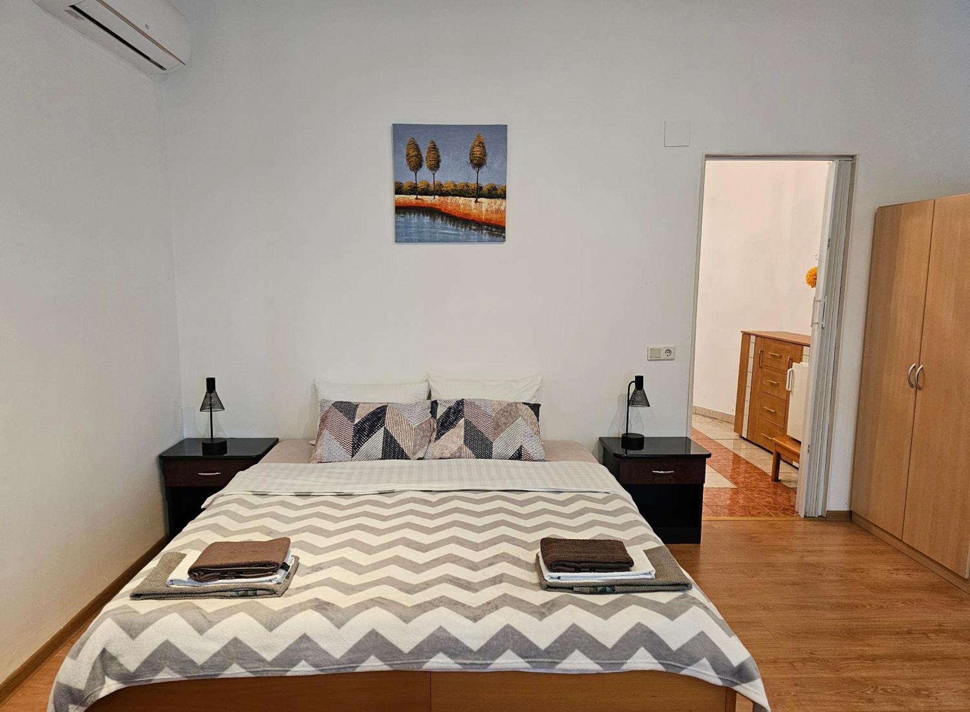 Apartmani Royal Residence Golubăţ Exterior foto