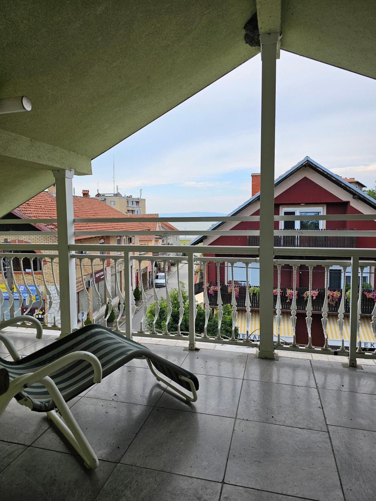 Apartmani Royal Residence Golubăţ Exterior foto