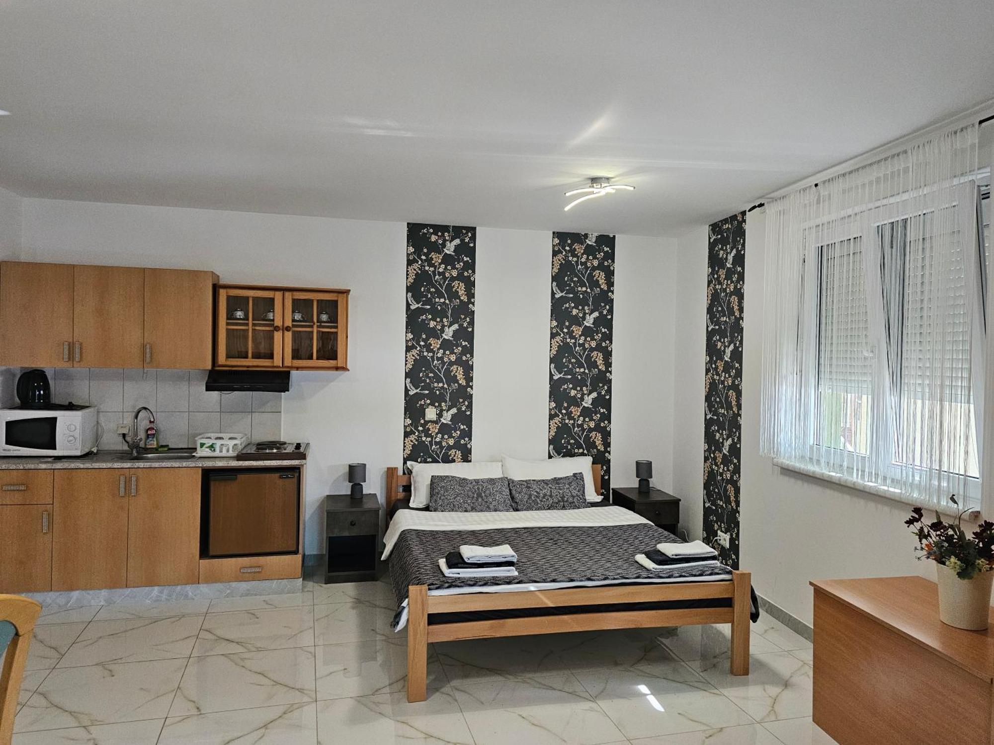 Apartmani Royal Residence Golubăţ Exterior foto